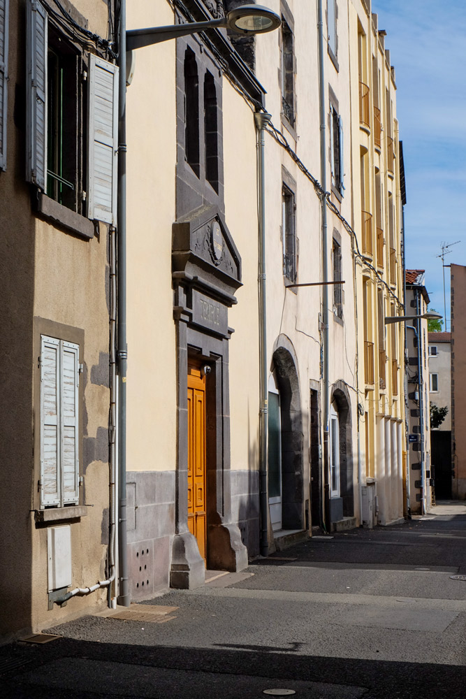 La rue des Quatre Passeports